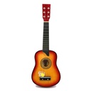 Guitarra de madera clásica, chica, en caja