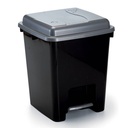 Papelera de plástico con pedal 14,5L, NEGRO