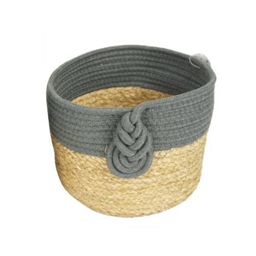 [HA4588] Cesto de fibras naturales combinado con piola y aplique grande, junco de agua