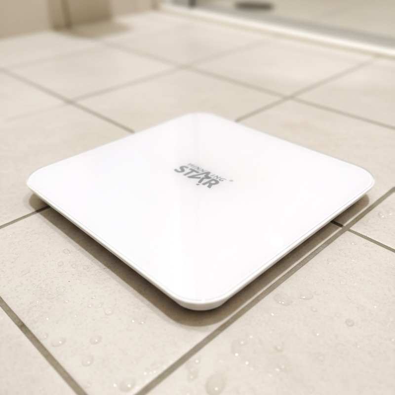[HE1901] Balanza de baño, de vidrio espesado, hasta 180kg, 3AAA, en caja, WINNING STAR