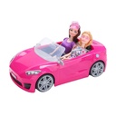 Muñeca x2, con auto y accesorios, en caja