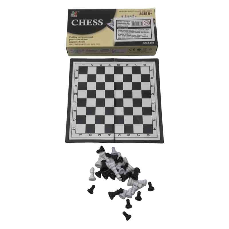 Juego de mesa, ajedrez, en caja